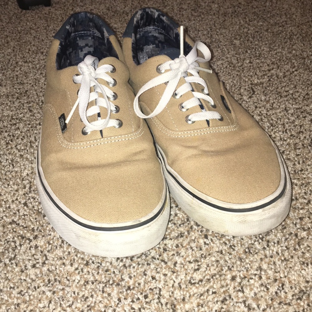 Tan vans